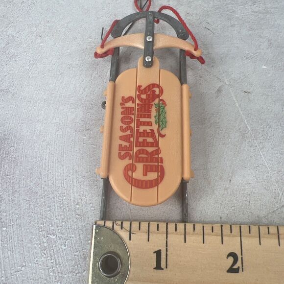 1984 Nostalgic Sled Hallmark Ornament‎ - Picture 5 of 8